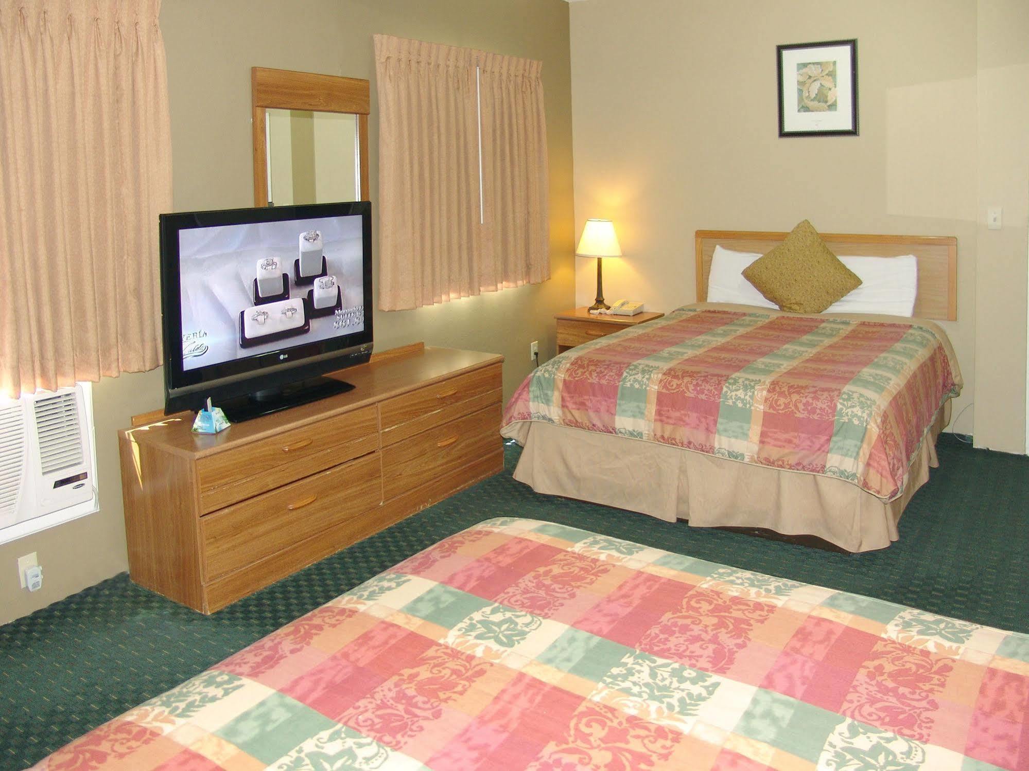 Holland Inn And Suites Taft Esterno foto