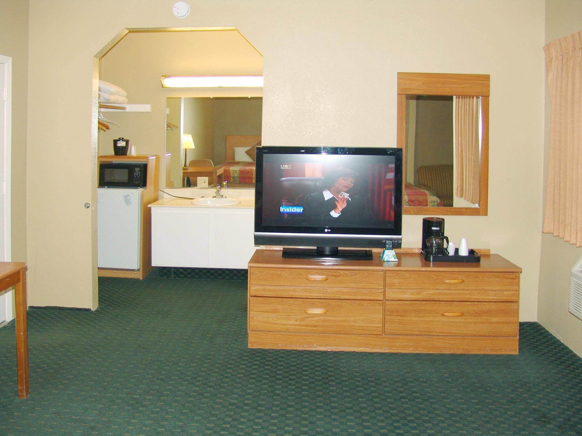 Holland Inn And Suites Taft Esterno foto